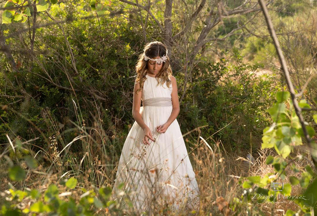 Fotógrafo-de- comuniones-en-Valencia-bodas -fotografía-comunion-comuniones-vestidos-comunion-fotógrafo-en-Meliana-01