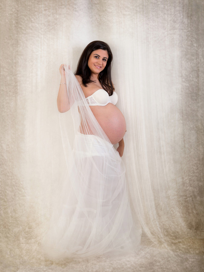 Fotógrafo de embarazadas-fotografía de embarazadas en Valencia-premamá-fotografía maternal-fotos tiernas-06