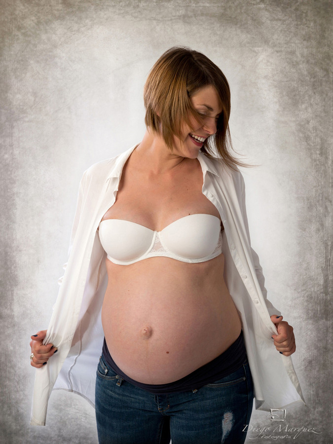 Fotógrafo de embarazadas-fotografía de embarazadas en Valencia-premamá- -original y creativa-fotografía maternal-fotos tiernas-03