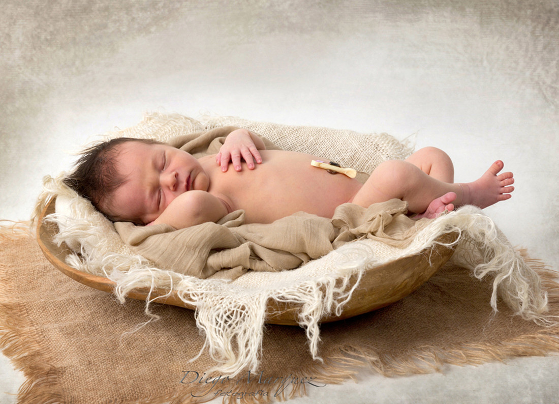fotógrafo de bebes-recien nacidos-Newborn-fotografo en Valencia-Meliana--premama-Marquez fotógrafo-01